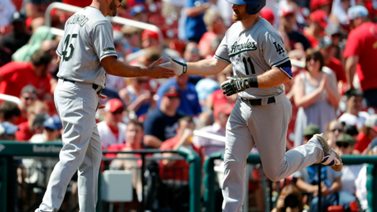 3 homers, Hill lead Dodgers over Cards 5-1, 5th win in row (May 29, 2017)